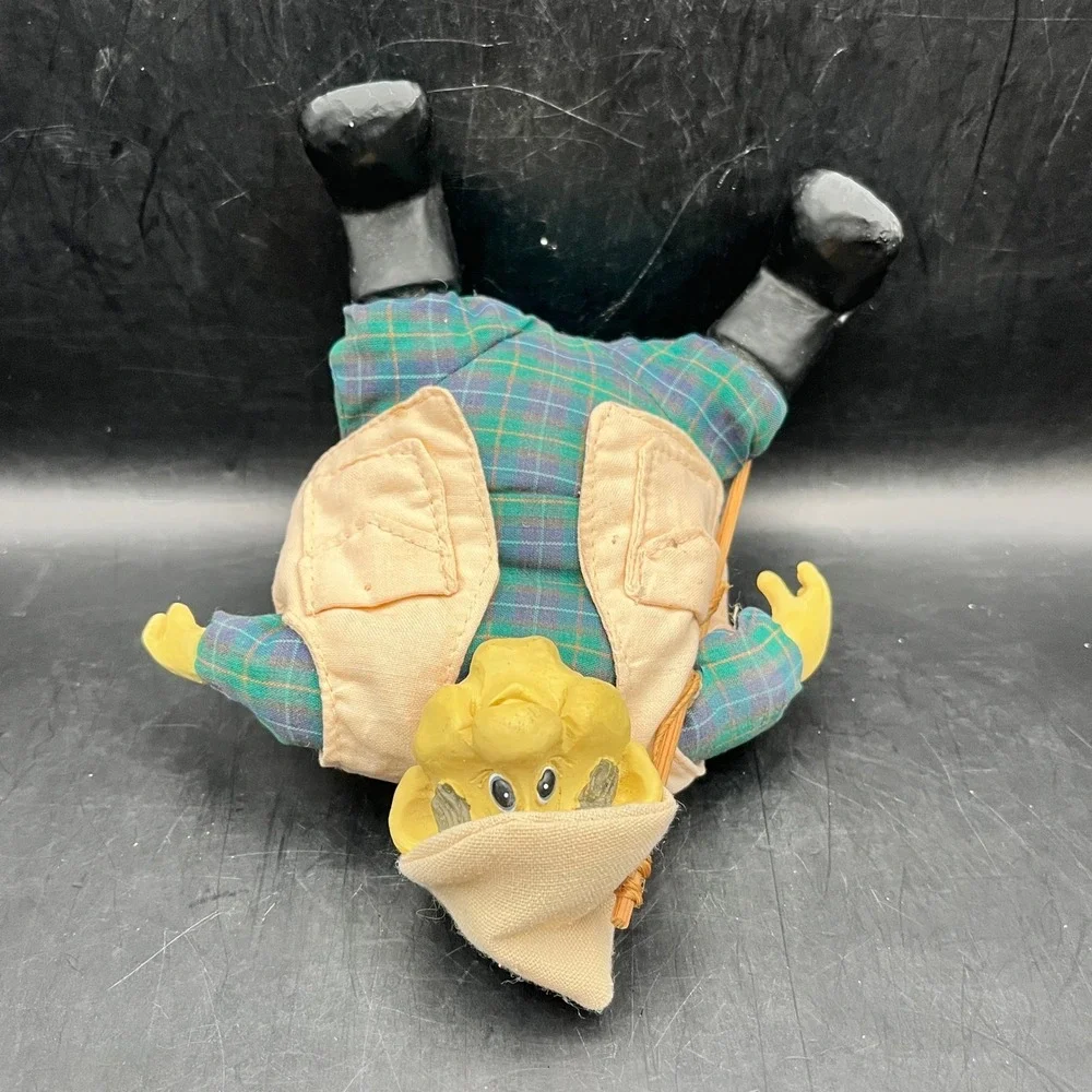 Vtg Russ Berrie Country Folk Collection Wade Fisherman #2907‎ Fishing Figurine